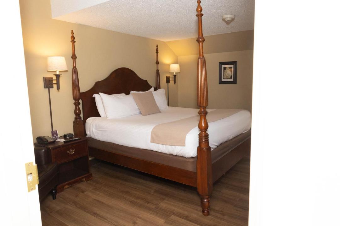 Photo of Bedroom in Holyoke