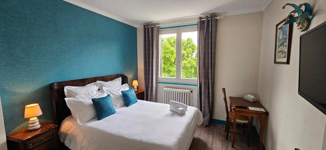 Photo of Bedroom in Sadroc