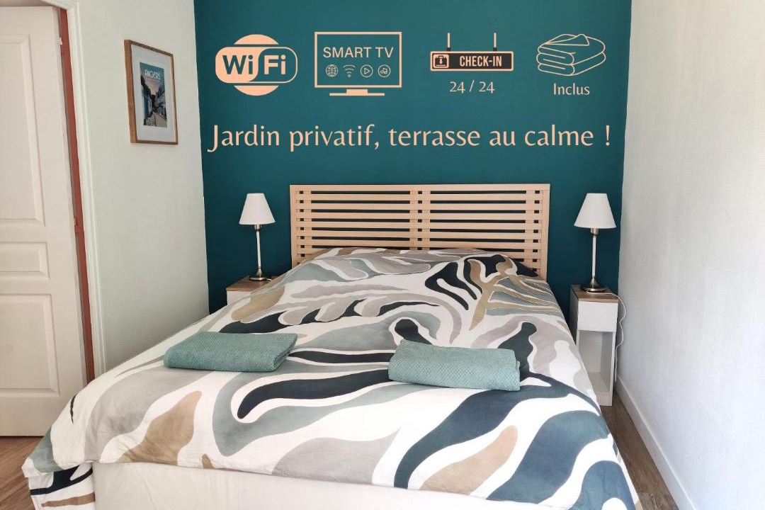 Photo of Bedroom in Trelaze