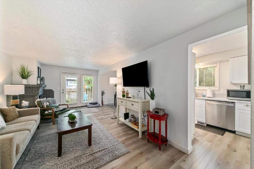 Photo of Others in Depot Bench