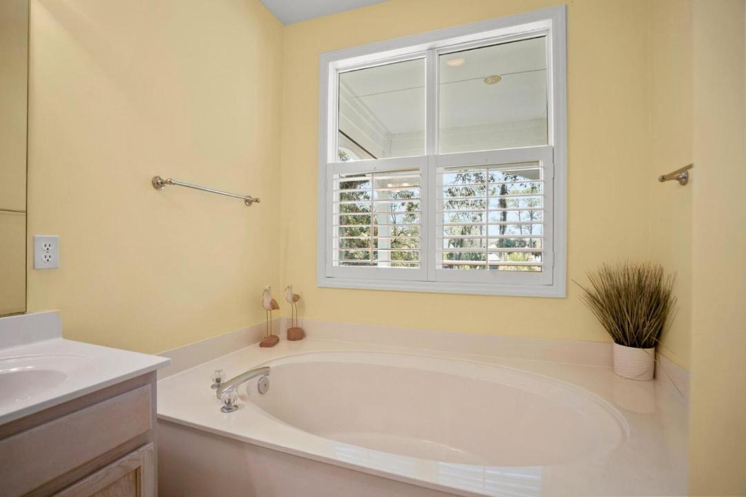 Photo of Bathroom in Bonito Boathouses