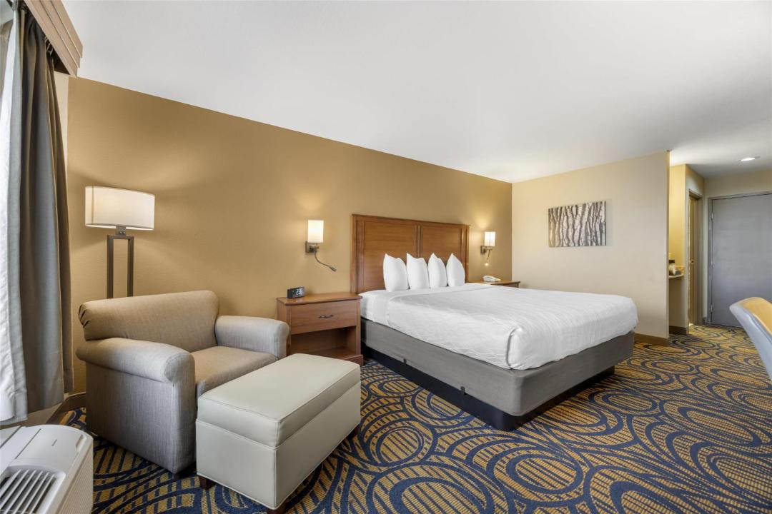 Photo of Others in Woodburn