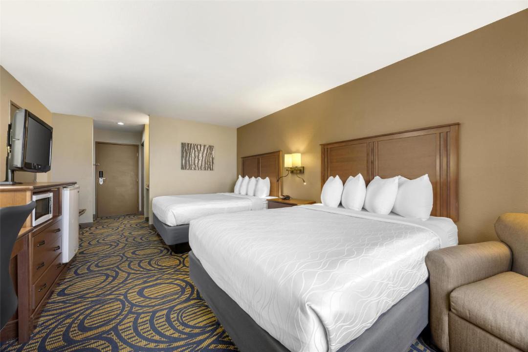 Photo of Others in Woodburn