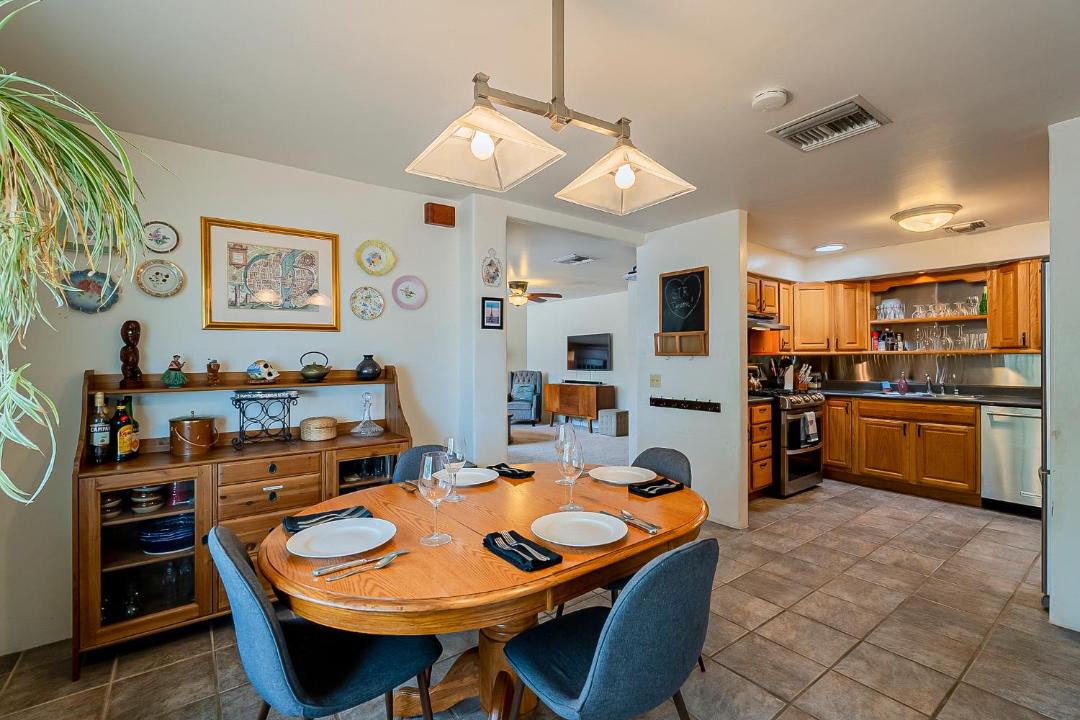 Photo of Kitchen in Blenman-Elm