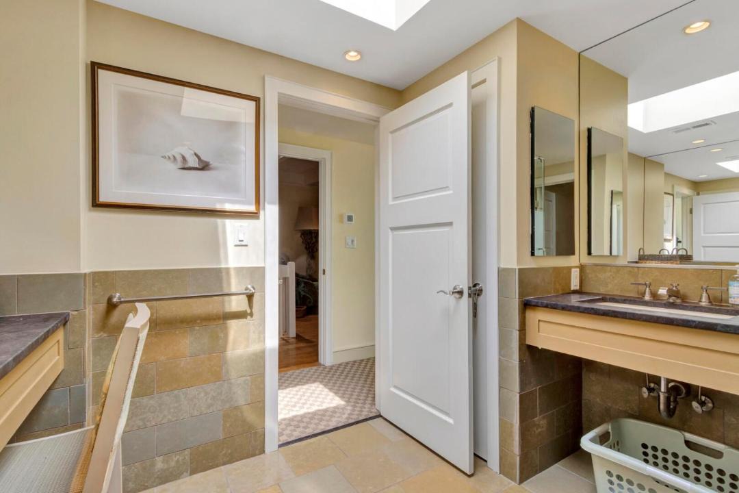 Photo of Others in North Shores