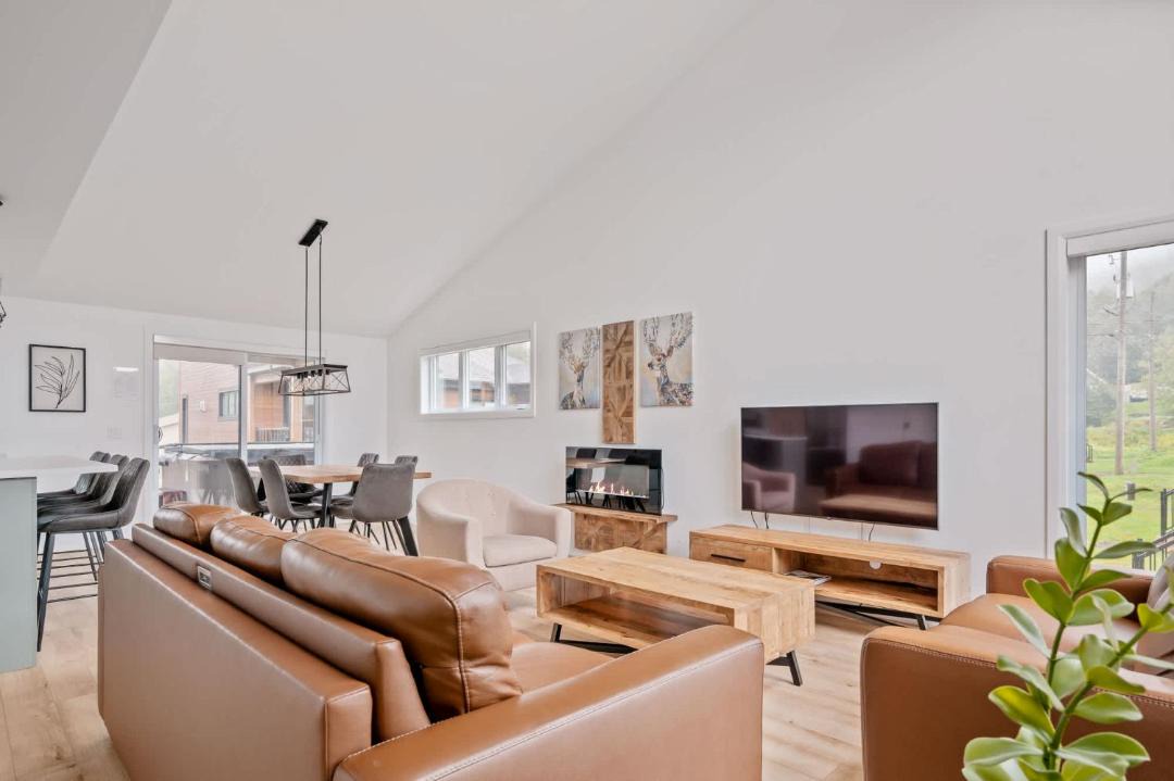 Photo of Livingroom in Stoneham