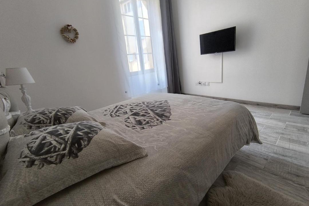 Photo of Others in Riez