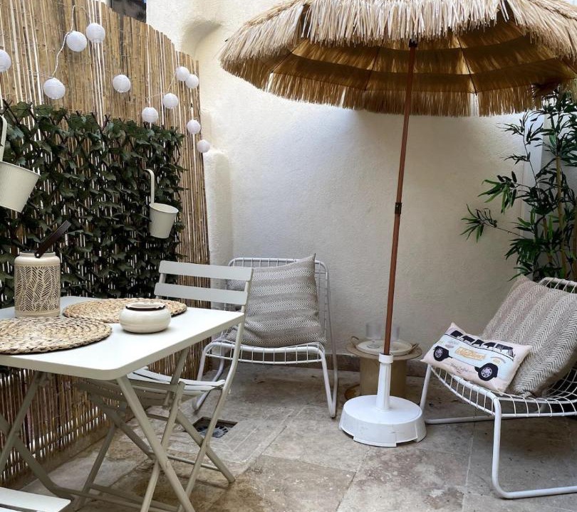 Photo of Patio Balcony in Sorgues