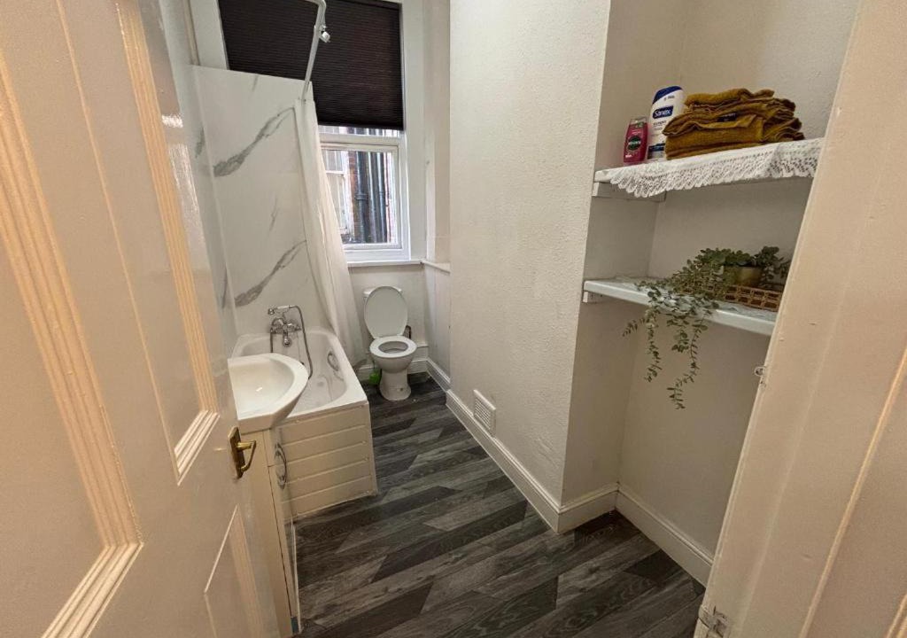 Photo of Bathroom in Harrow