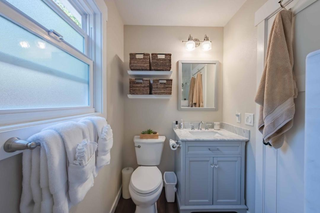 Photo of Bathroom in Park Hill