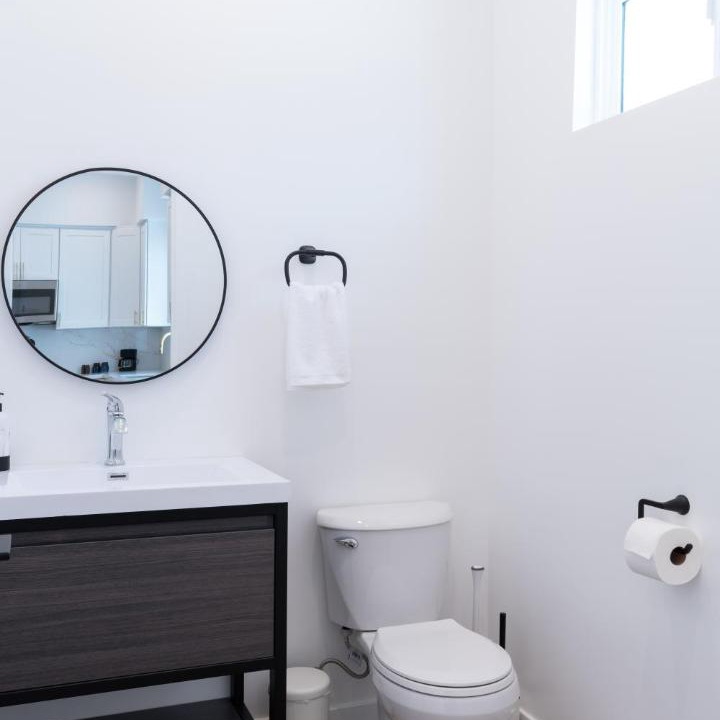 Photo of Bathroom in North Hollywood