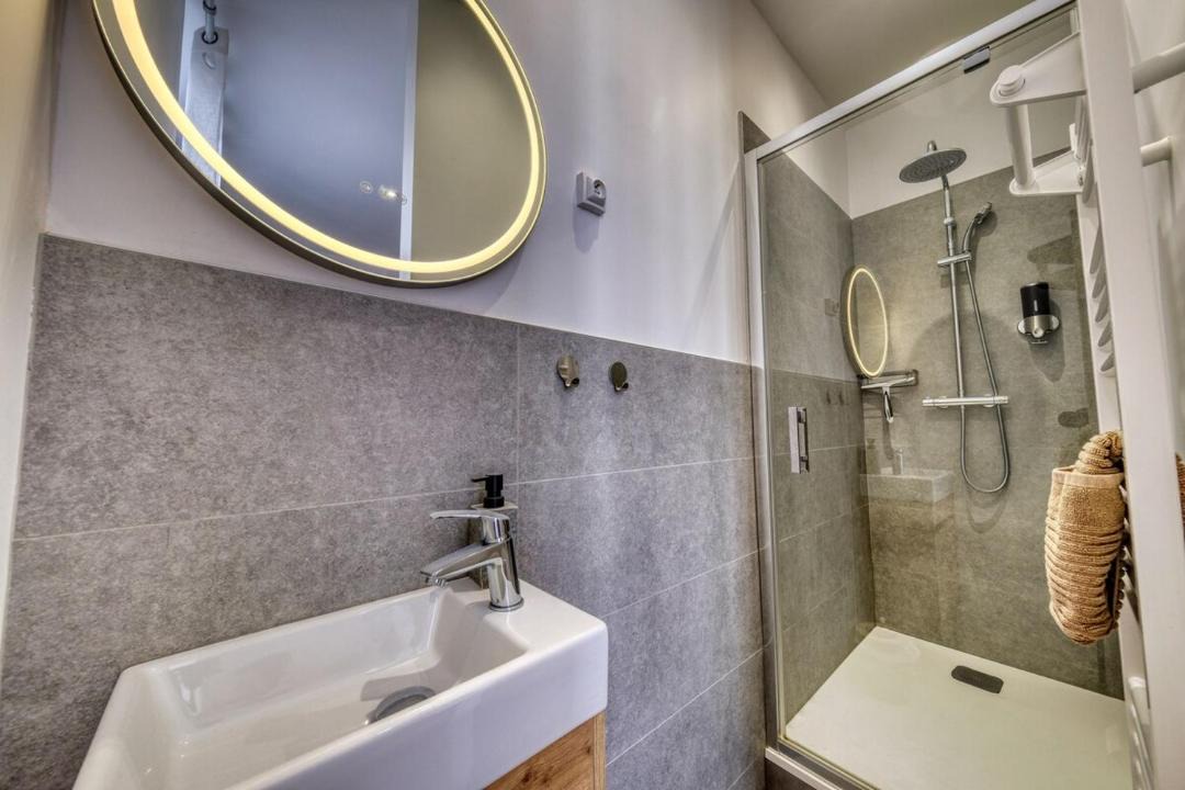 Photo of Bathroom in Reims