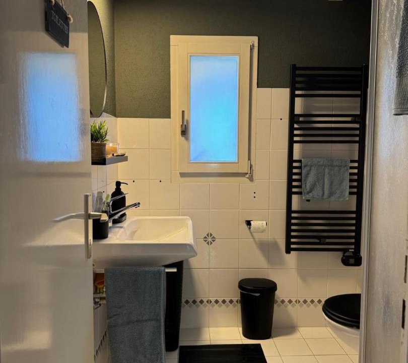 Photo of Bathroom in Claro