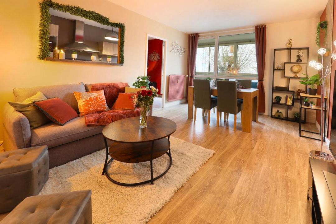 Photo of Livingroom in Royallieu Pompidou