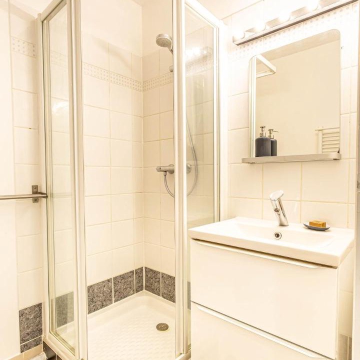 Photo of Bathroom in Saint-James