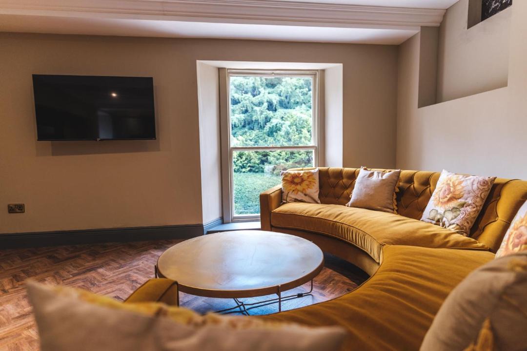 Photo of Others in Fremington