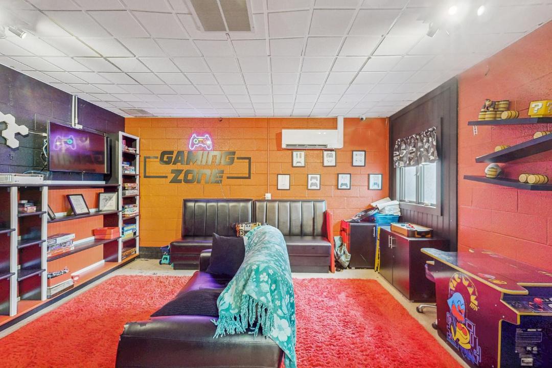 Photo of Others in Long Pond