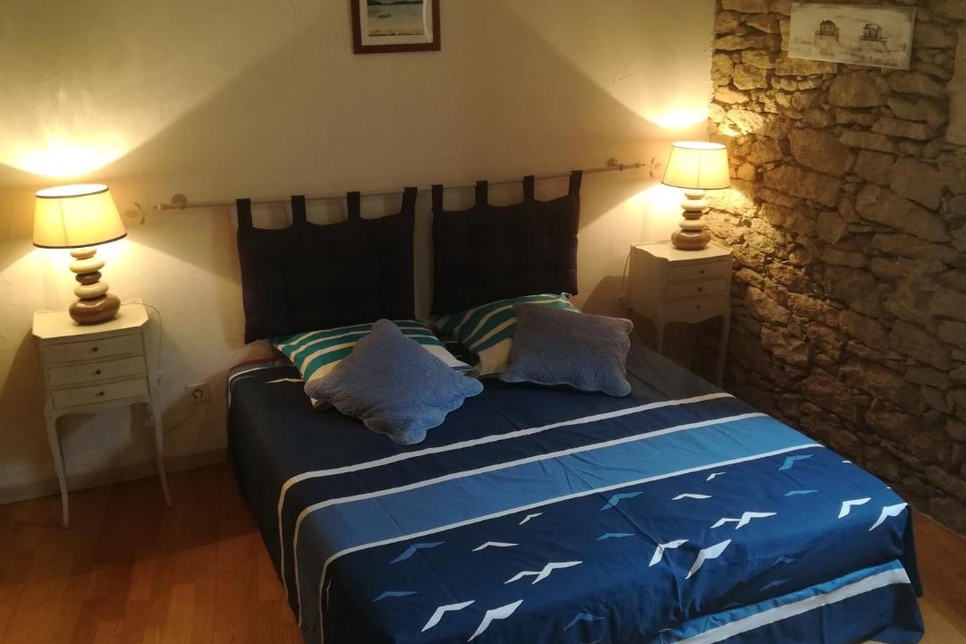 Photo of Bedroom in Camiran