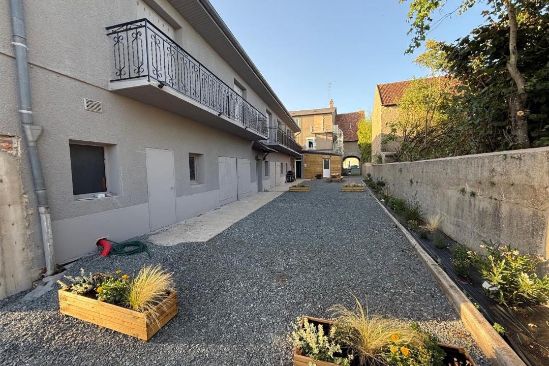 Photo of Others in Saint-Parize-le-Chatel