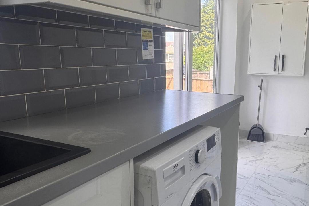 Photo of Kitchen in Fence