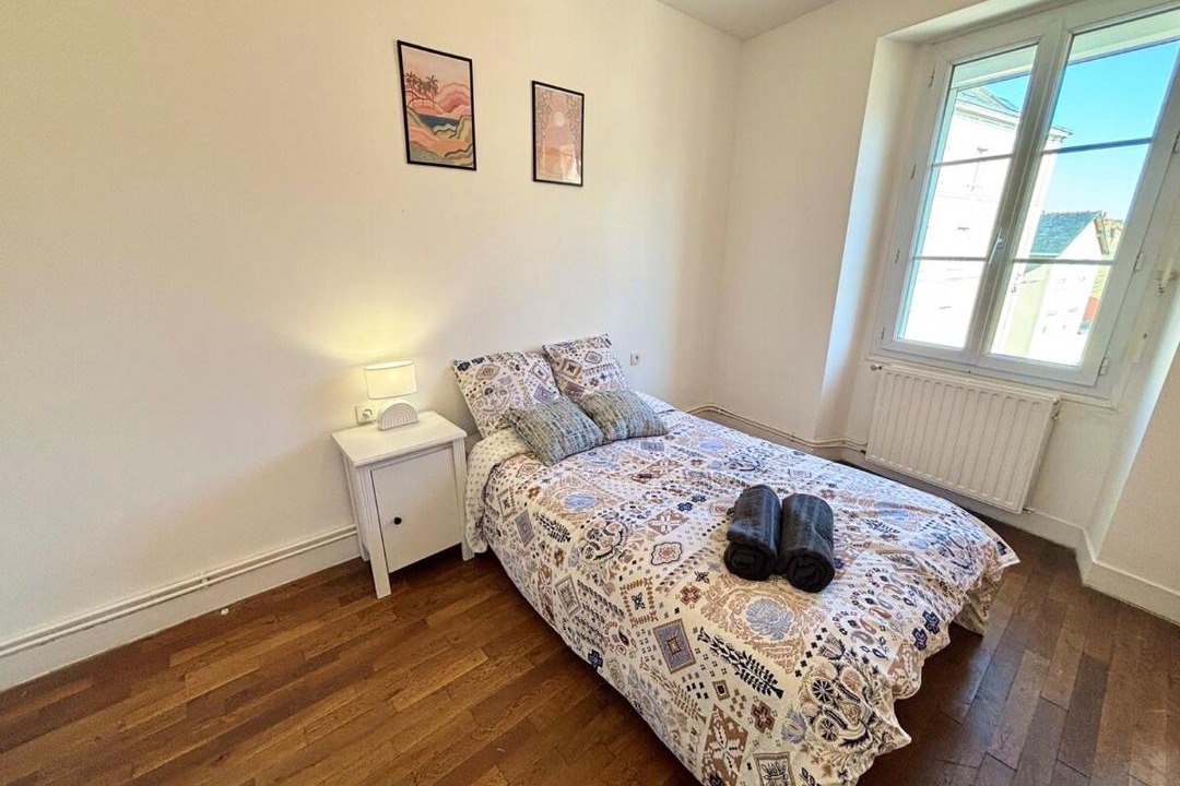 Photo of Bedroom in Centre-ville rive gauche