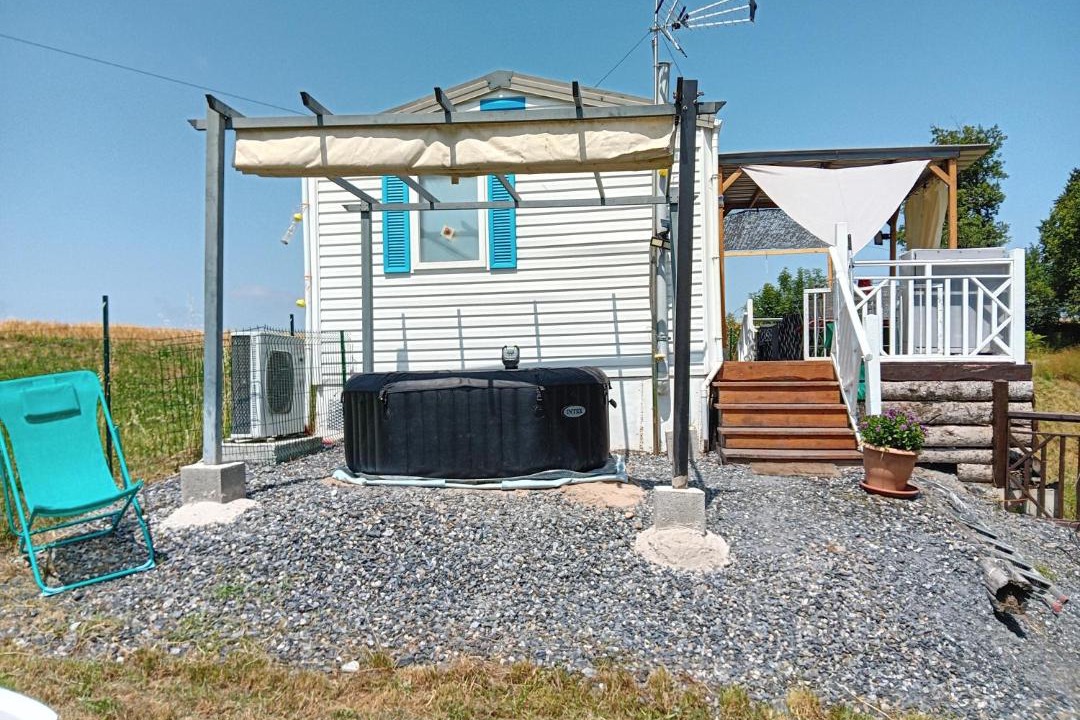 Photo of Others in Curvalle