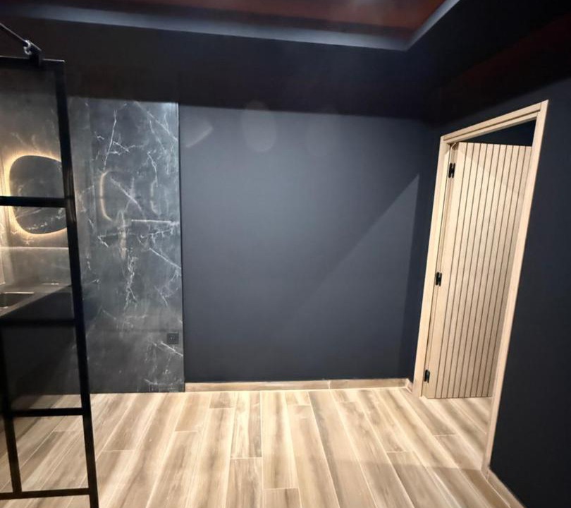 Photo of Others in Faubourg