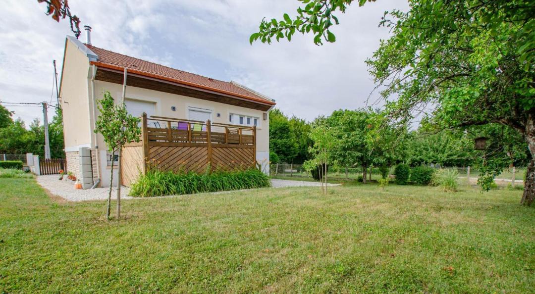 Photo of Others in Auxon