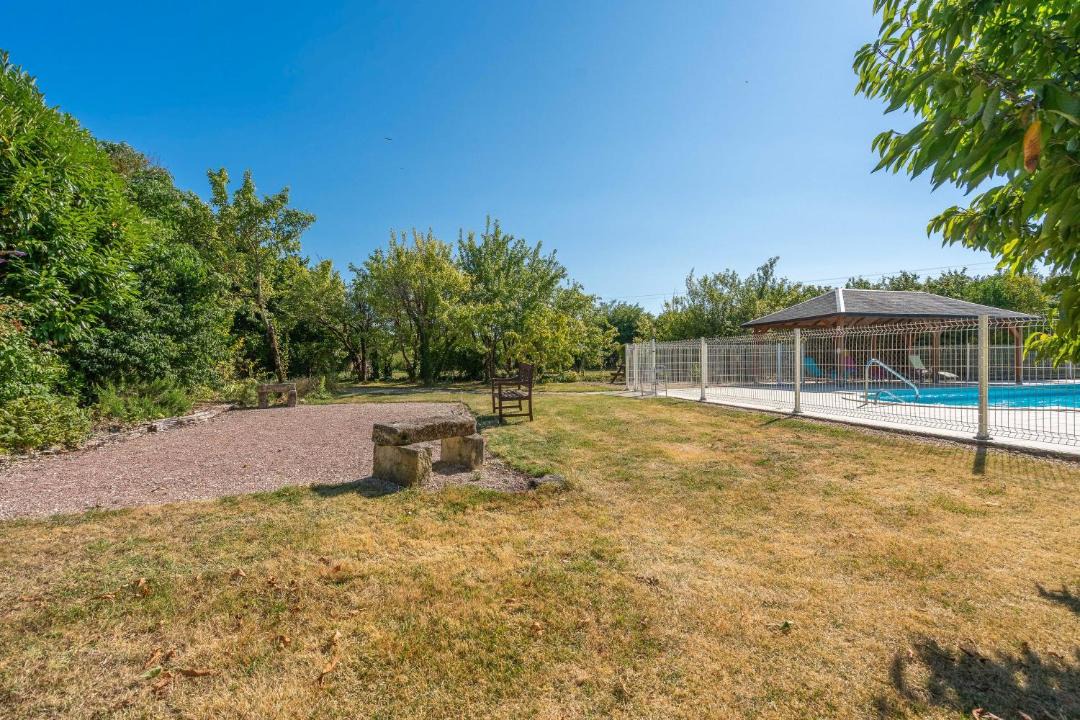 Photo of Others in Saint-Seurin-de-Palenne