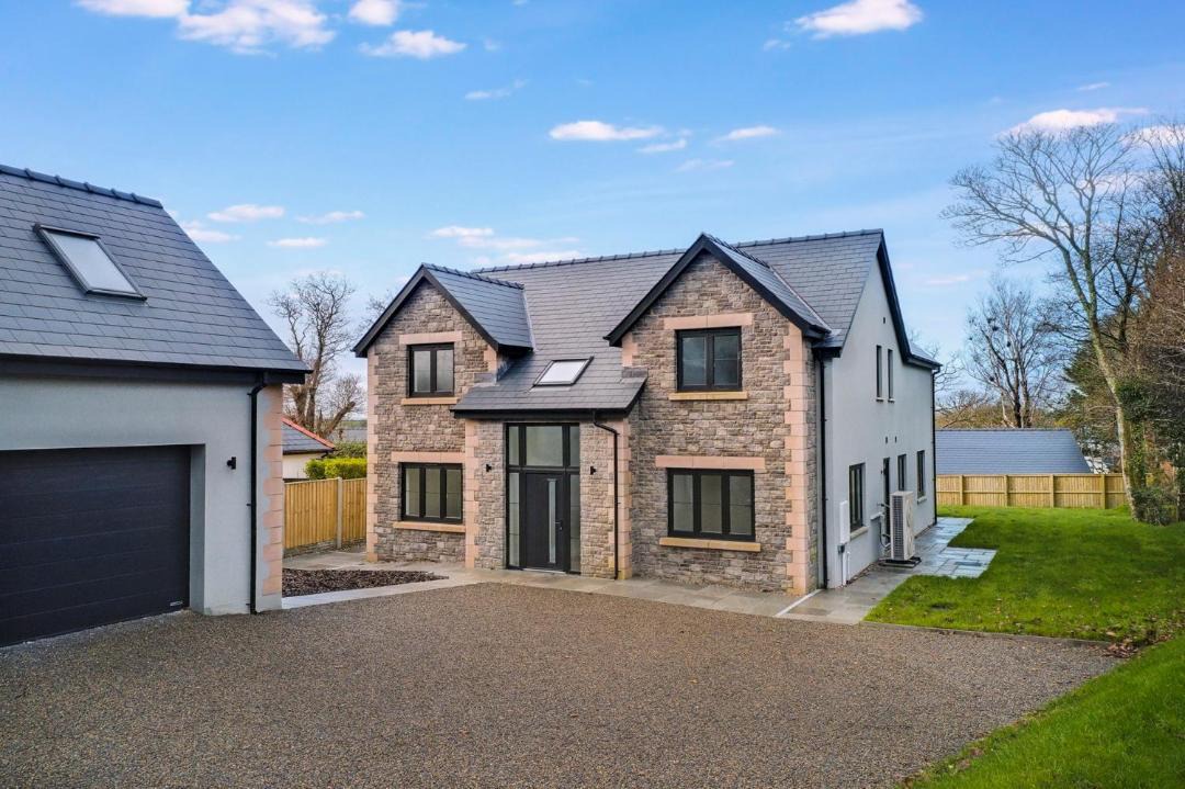 Photo of Others in Houghton