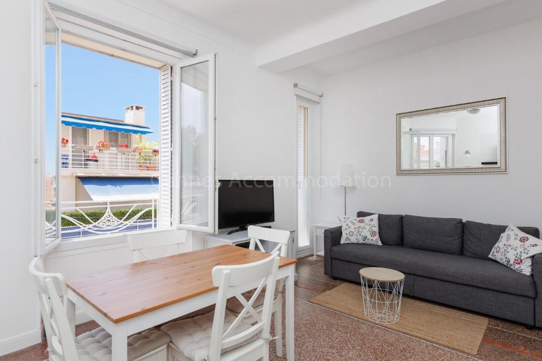 Photo of Others in Heres