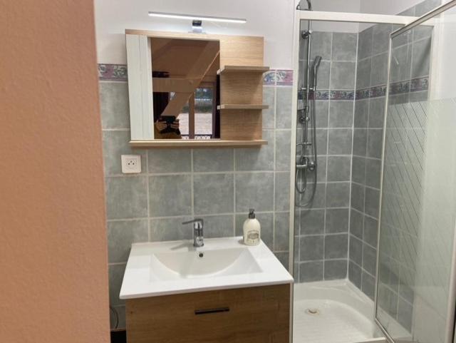 Photo of Bathroom in Saint-Quentin-des-Pres