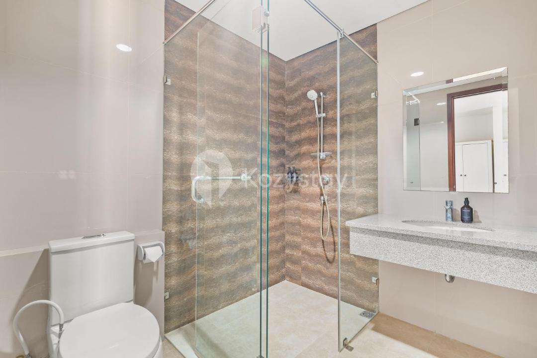 Photo of Bathroom in Chinatown