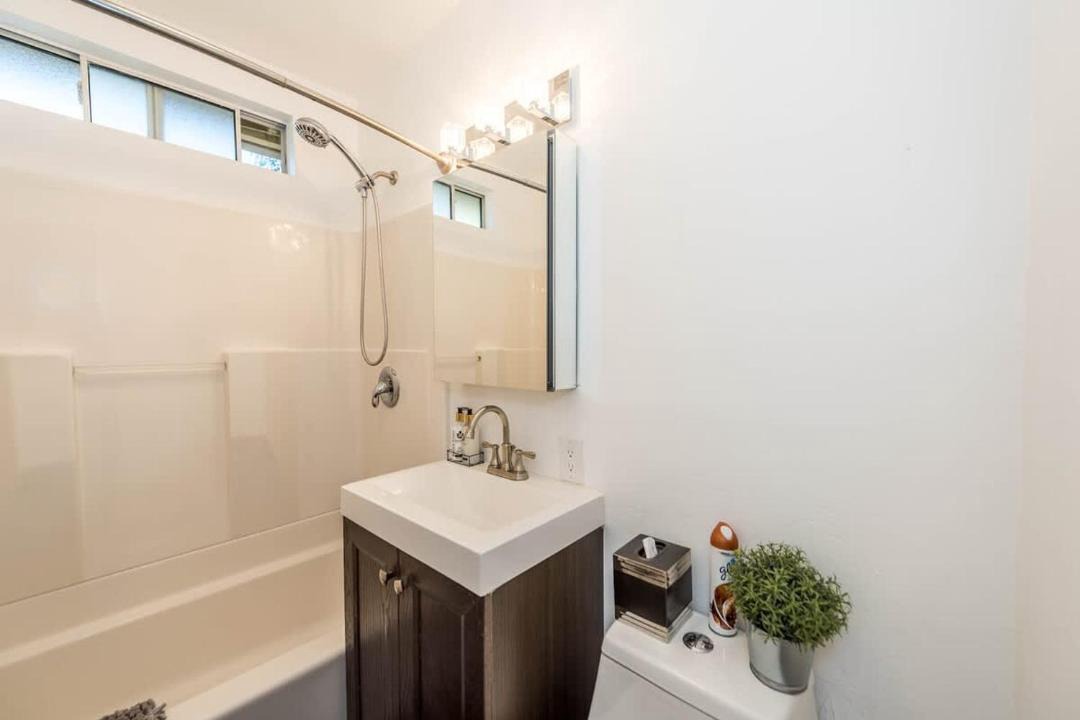 Photo of Bathroom in Hillcrest