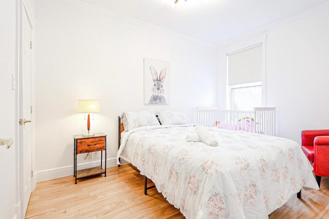Photo of Bedroom in De Lorimier