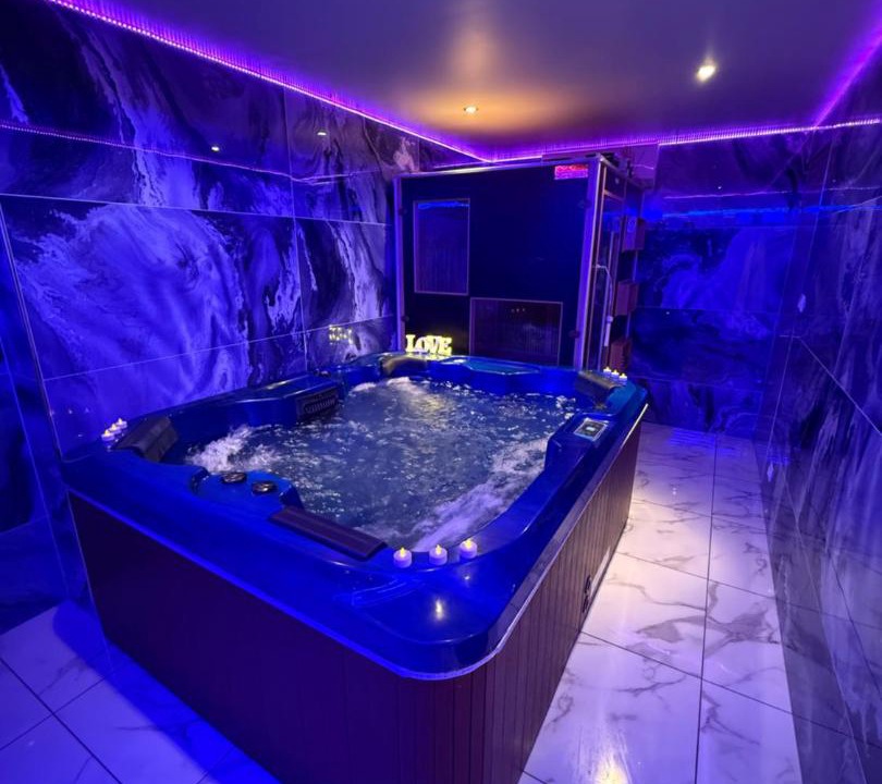 Photo of Others in Quartier Capuche-Allies