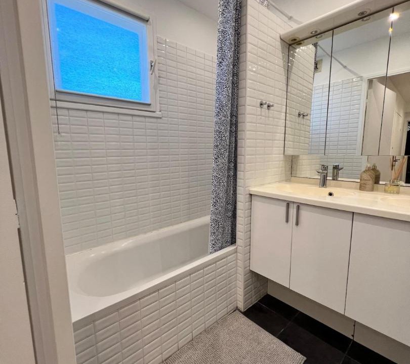Photo of Bathroom in Charenton-le-Pont