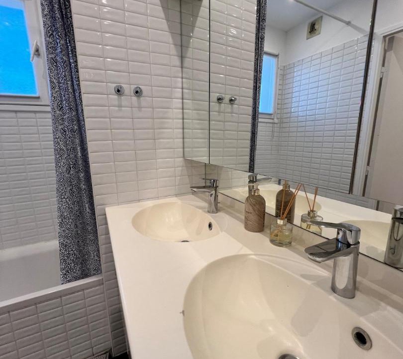 Photo of Bathroom in Charenton-le-Pont