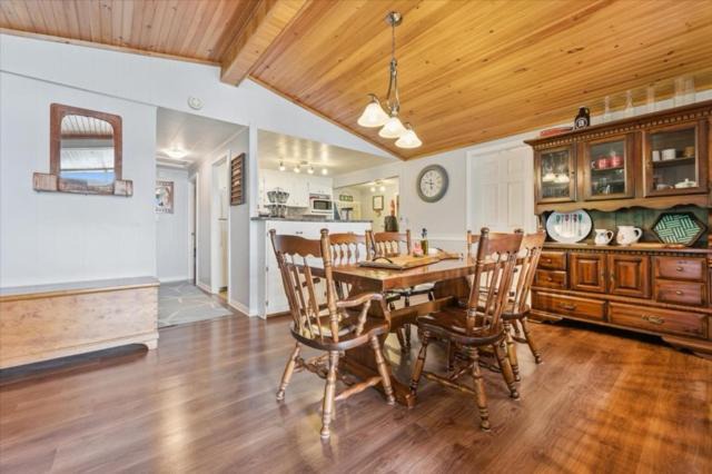 Photo of Kitchen in Colpoys Bay