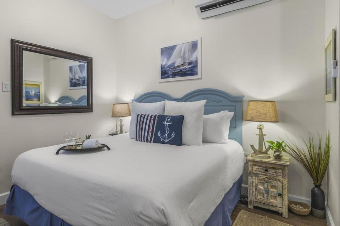 Photo of Bedroom in Seacrest Beach