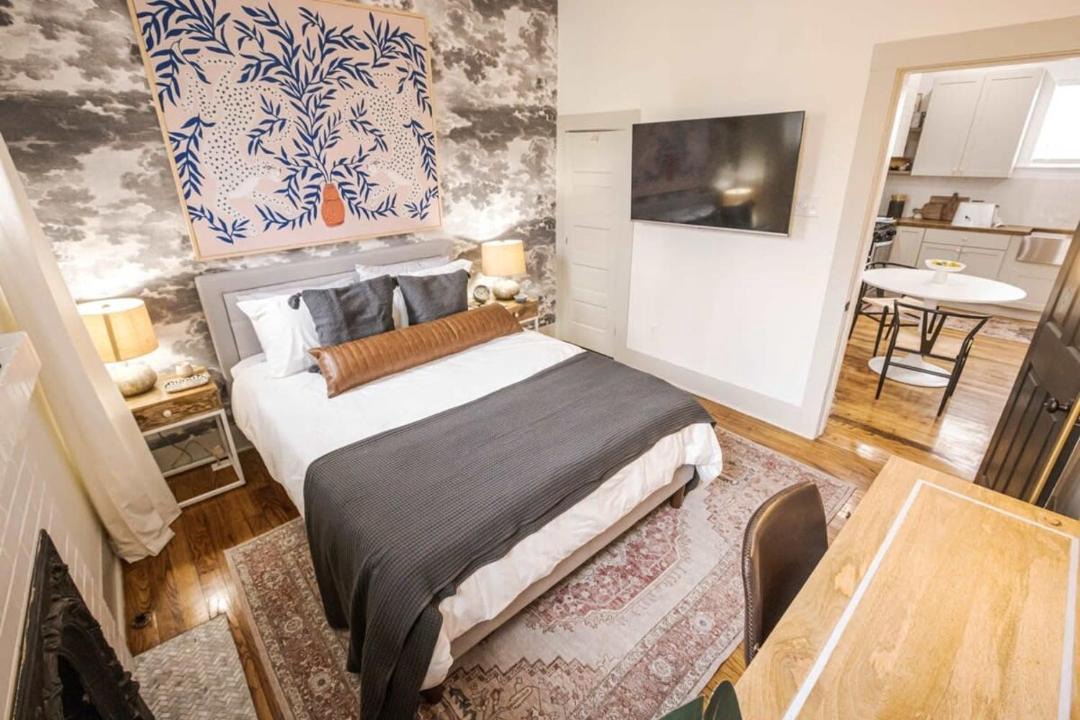 Photo of Bedroom in Downtown
