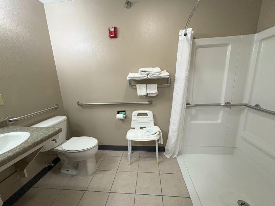 Photo of Bathroom in Larned