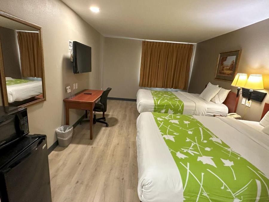 Photo of Bedroom in Larned