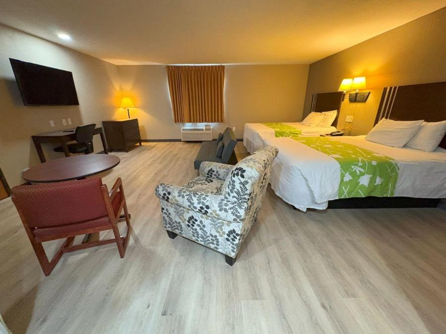 Photo of Bedroom in Larned