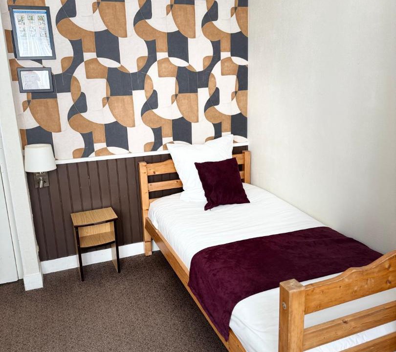 Photo of Bedroom in Lisieux