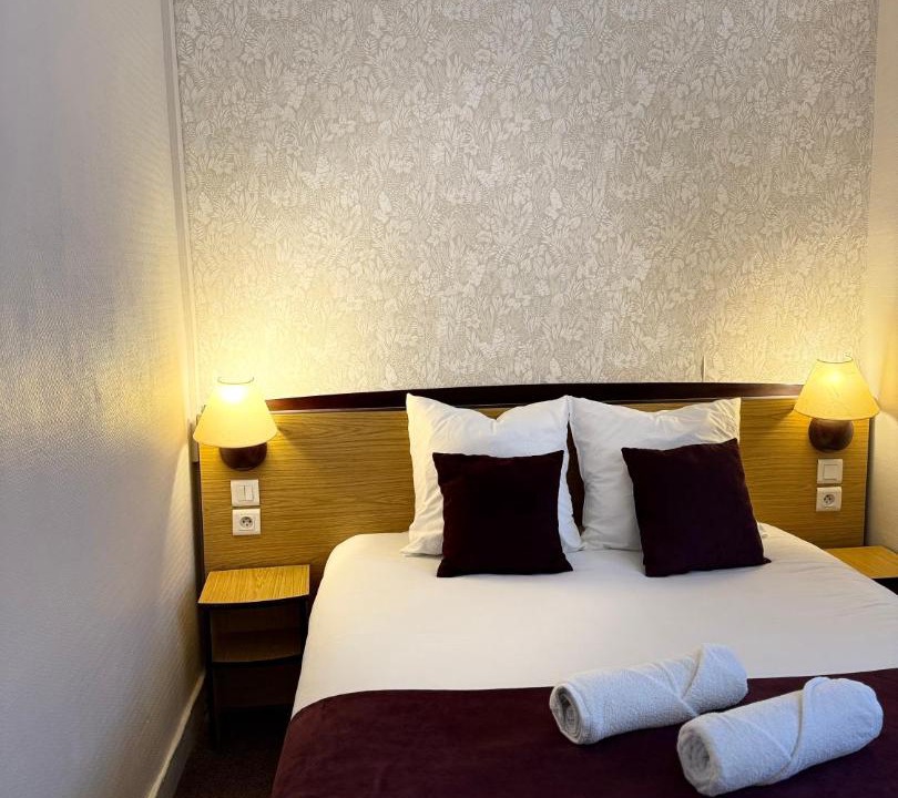 Photo of Bedroom in Lisieux