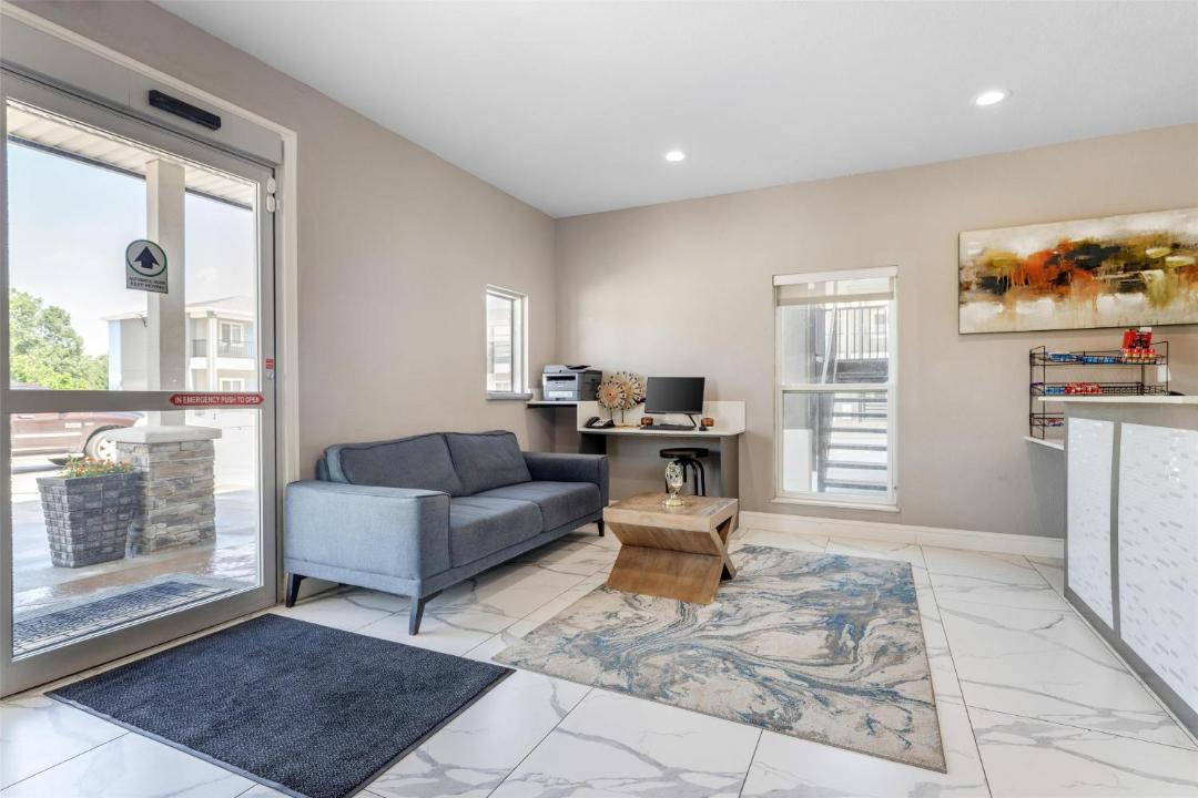 Photo of Others in Ada