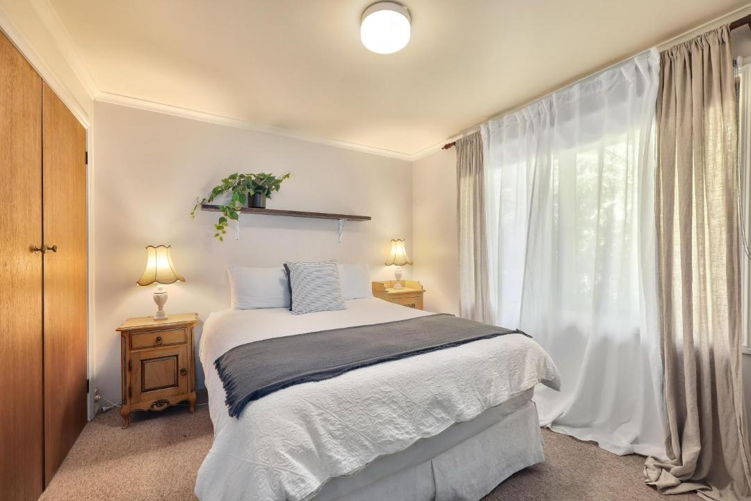 Photo of Others in Jamieson