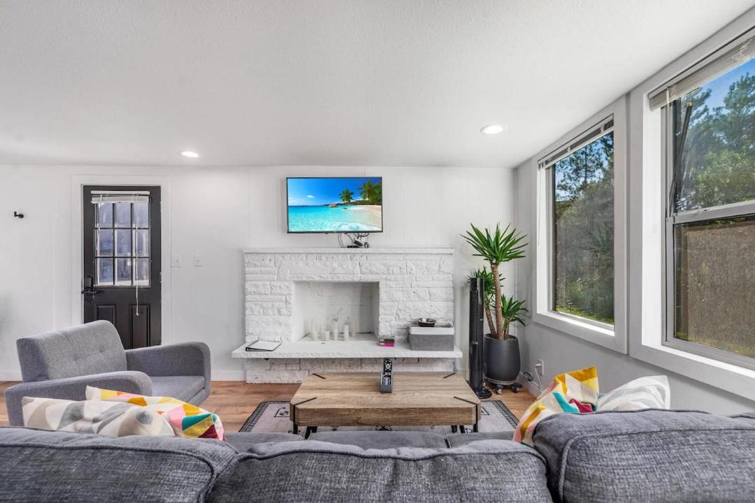 Photo of Livingroom in Ocean Shores