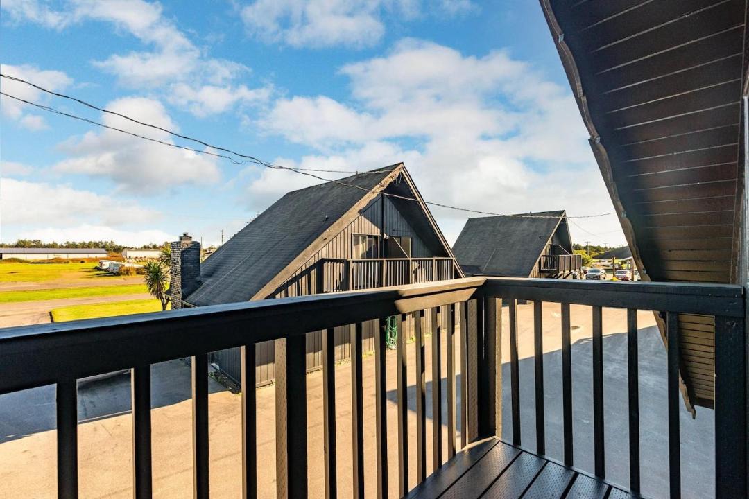 Photo of Others in Ocean Shores